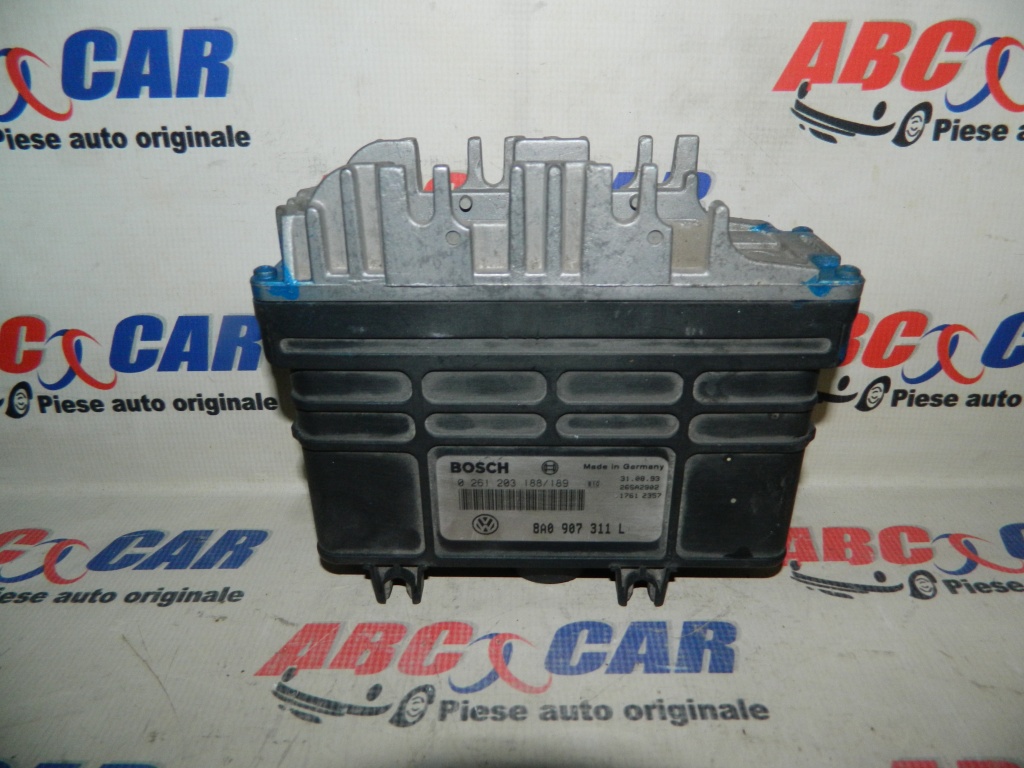 Calculator motor VW Passat B4 1.8 benzina cod: 8A0907311L