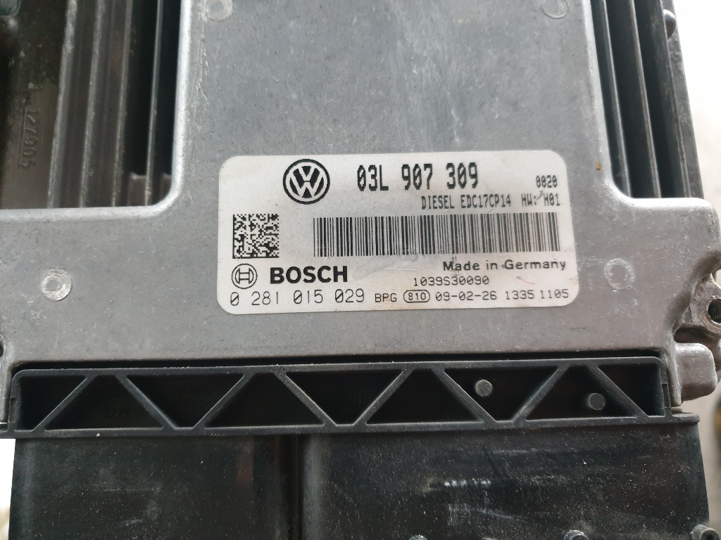 Calculator Motor VW Passat B6 2.0 TDI CBAB cod 03L 907 309 / 03L907309