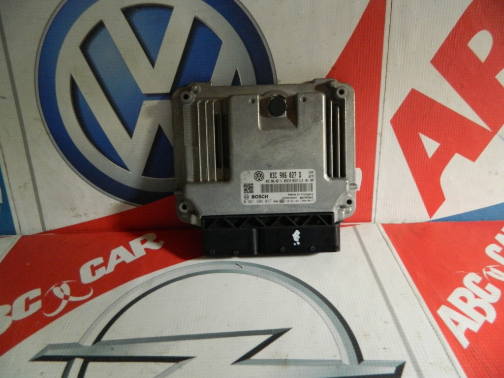 Calculator motor VW Passat B7 03C906027D