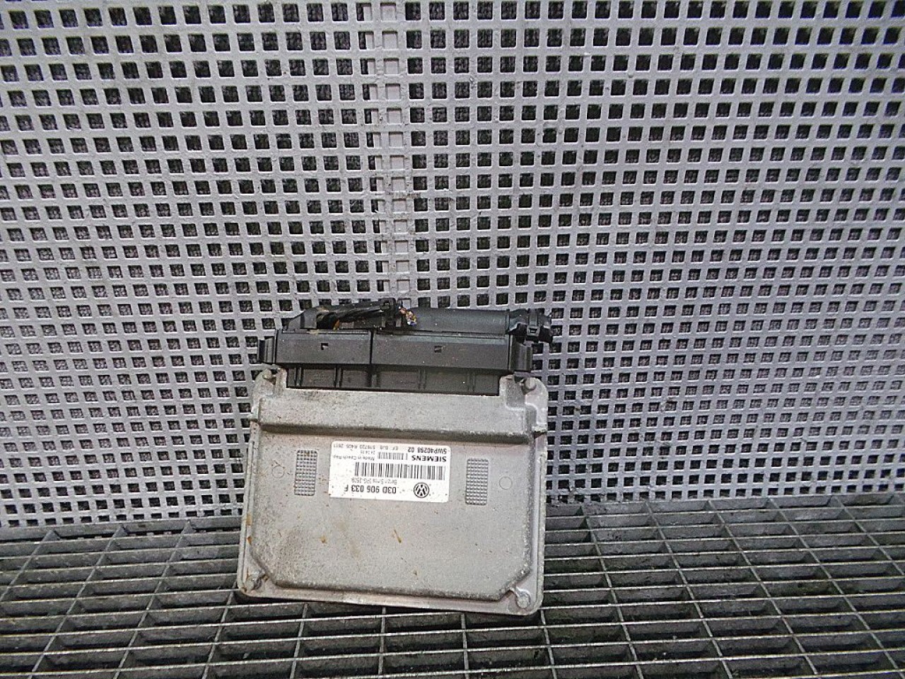 CALCULATOR MOTOR VW POLO POLO 1.2 INJ - (2005 2009)
