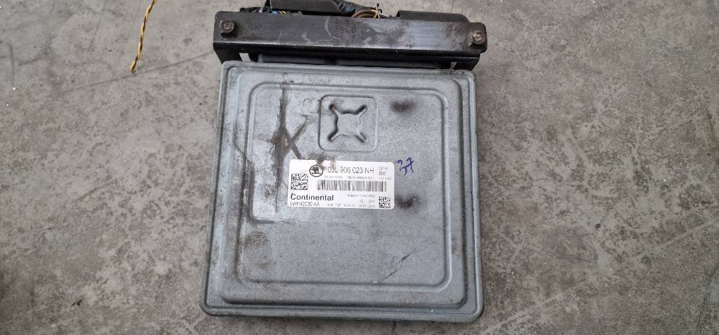Calculator Motor Vw Skoda Seat Audi 1.6 tdi Euro 5 cod 03L906023NH