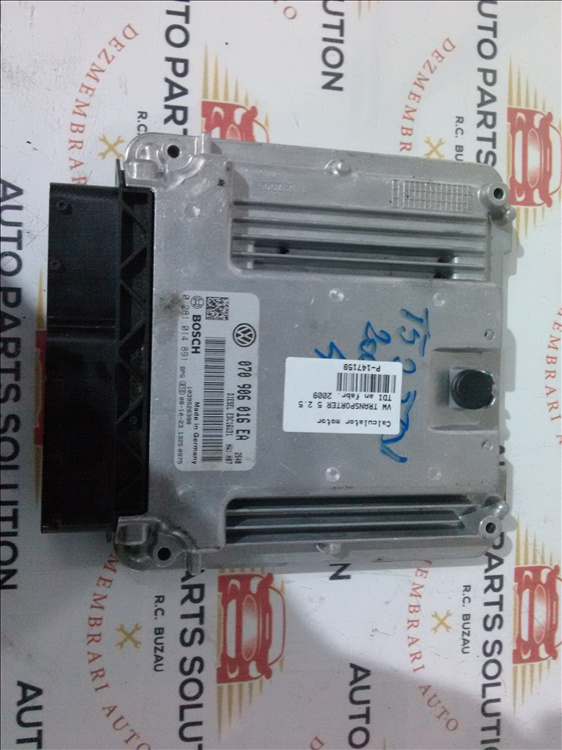 Calculator motor VW TRANSPORTER 5 2.5 TDI an fabr. 2009