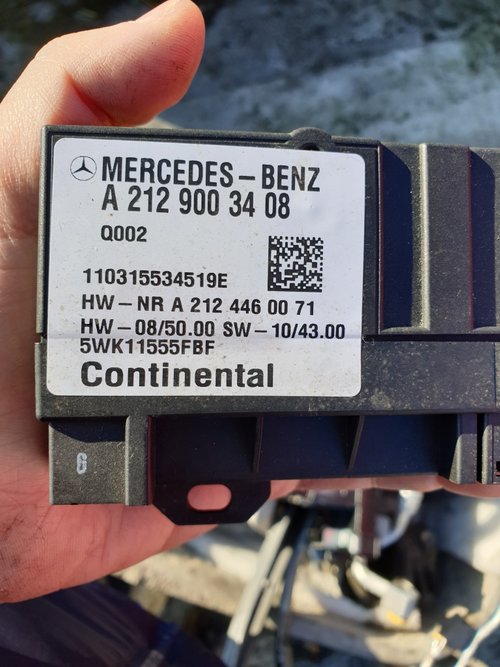 Calculator pompa combustibil A2129003408 Mercedes w212 w204