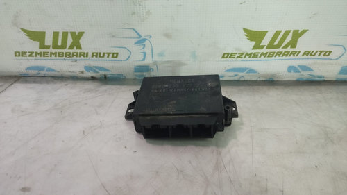 Calculator senzori de parcare 8200235627 Renault Scenic 2 [facelift] [2006 - 2010]