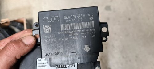 Calculator senzori parcare Audi A4 B8 A5 2009 2010 2011