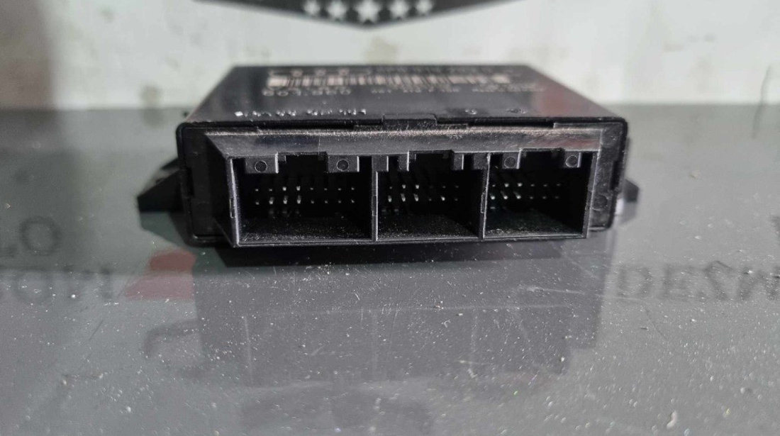 Calculator senzori parcare Audi TT 8J cod 8p0919283d