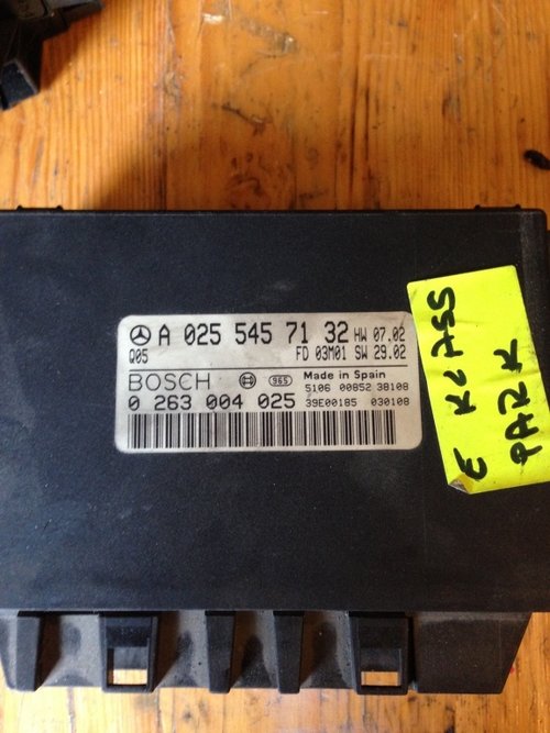 Calculator Senzori Parcare Mercedes W211 A0255457132