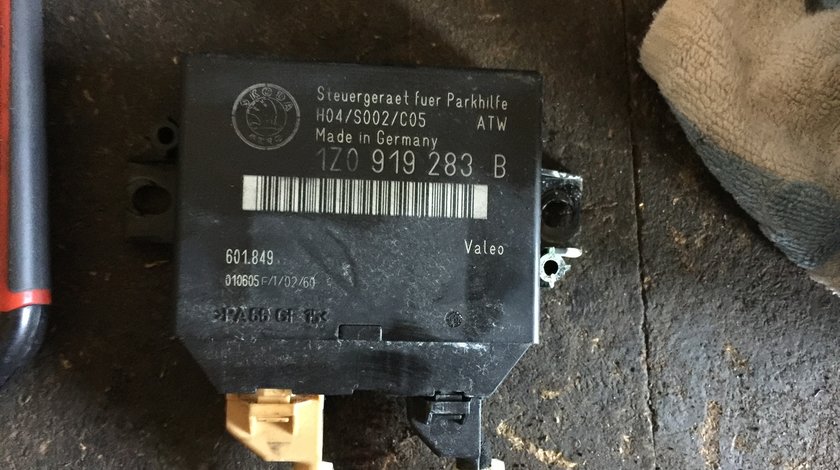Calculator senzori parcare Skoda Octavia 2 2005 2006 2007 2008