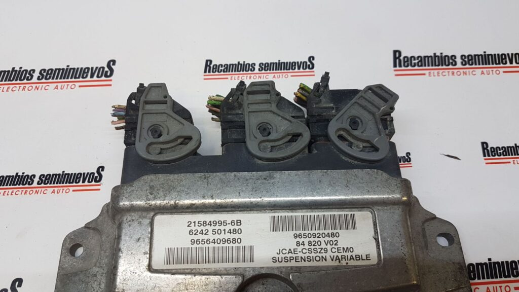 Calculator suspensie JOHNSON CONTROLS PEUGEOT 607 9656409680 / 9650920480 / 84 820 V02 / 84820V02 / JCAE CSSZ9 CEMO / JCAECSSZ9CEMO9656409680 / 9650920480 / 84 820 V02 / 84820V02 / JCAE CSSZ9 CEMO / JCAECSSZ9CEMO