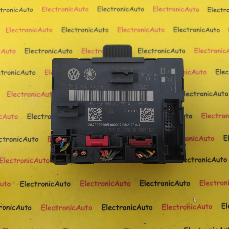 Calculator Usa Dreapta Fata Skoda Superb, 7N0959792A