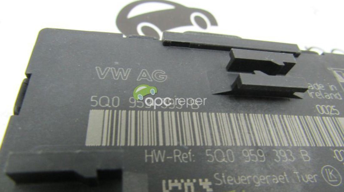 Calculator usa fata stanga VW Golf Sportvan 1.6 TDI motor CRK an 2015 cod 5Q0959393B