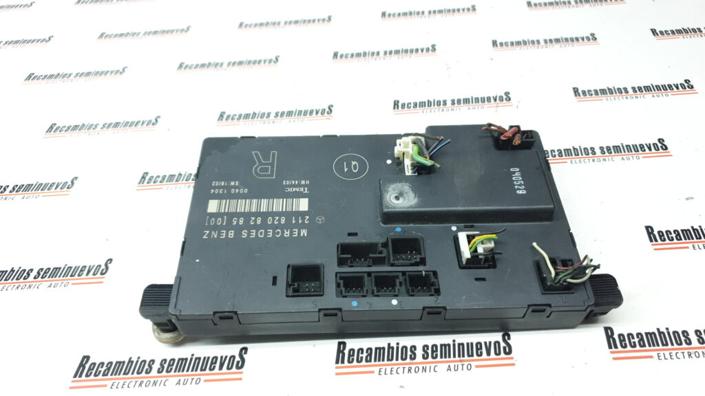 Calculator usa TEMIC MERCEDES-BENZ Class E 2118208285 00 / 211820828500 / 0040 1304 / 00401304 / HW 44 03 / HW4403 / SW 18 02 / SW18022118208285 00 / 211820828500 / 0040 1304 / 00401304 / HW 44 03 / HW4403 / SW 18 02 / SW1802