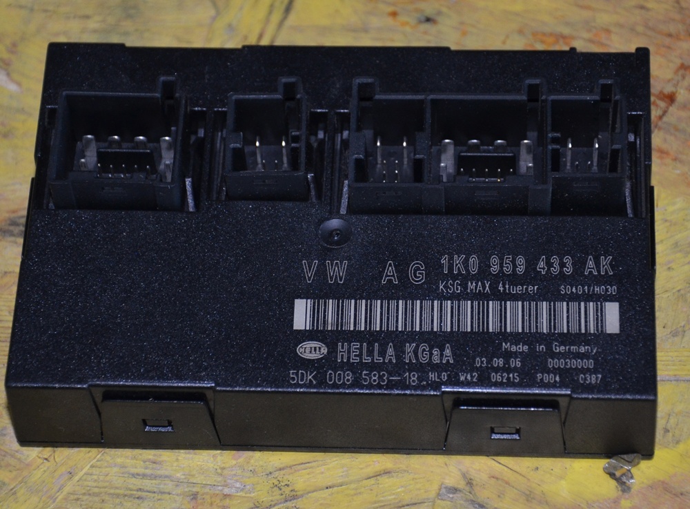 CALCULATOR VW-AUDI-SKODA 2004-2007.COD: 1K0959433AK
