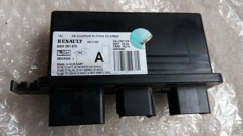 Calculator xenon renault laguna 2 2.0 dci m9r 8200261815