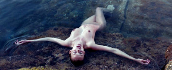 Calendarul Pirelli 2012 - Atentie, imagini interzise minorilor! Calendarul Pirelli 2012 - Atentie, imagini interzise minorilor!