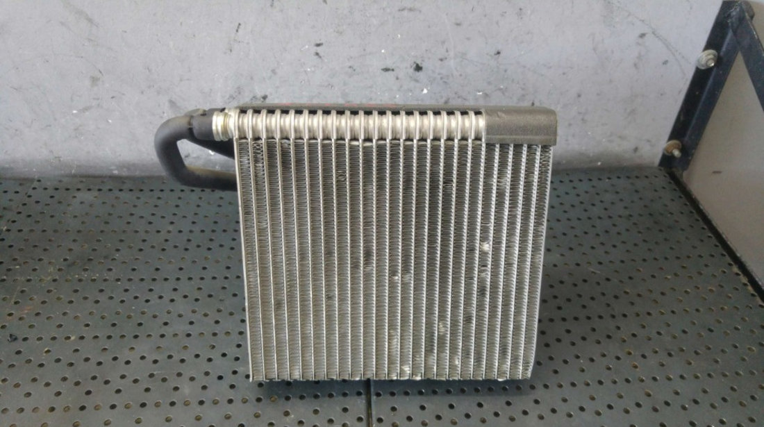 Calorifer radiator bord mercedes a class w169 2208300384
