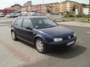 Cam la ce pret se invarte un Golf 4 din 2001 ?