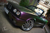 Cameleon Power: BMW E30 Cabrio by Dan