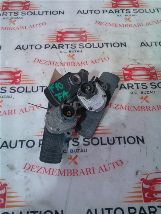 Camera bara fata BMW F11 3.0 D an fabr. 2011