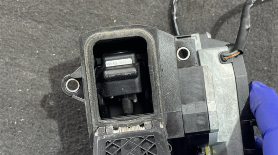 Camera marsarier flip VW Passat B7 Limuzina 1.4 TSI multifuel sedan 2011 (3AE827469A)