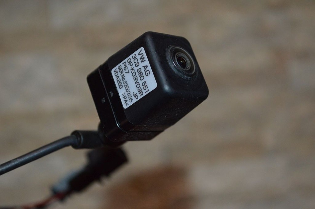 Camera marsarier originala vw 3c9980551