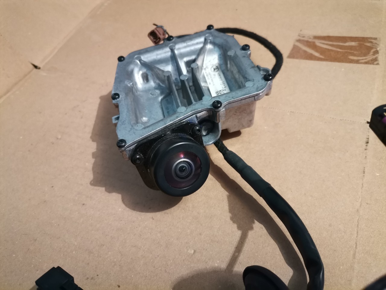 Camera oglinda stanga șofer Mercedes Actros MP4 cod A9608101513