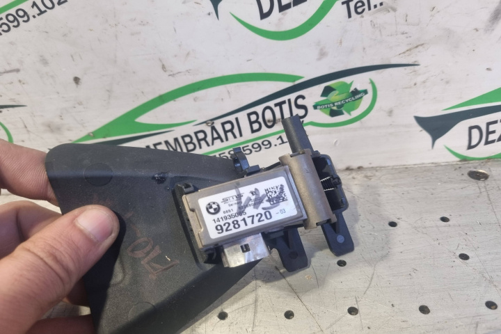 Camera video auto 9281720 BMW Seria 5 F10 [2009 - 2013] Sedan 520 d MT (184 hp)