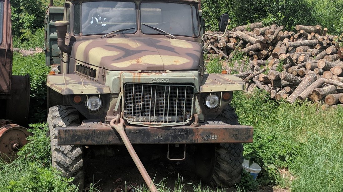 Camion Ural