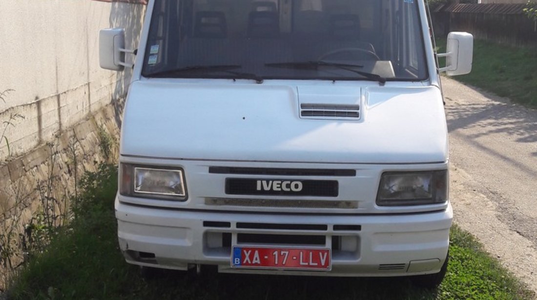 Camionetă IVECO 3510