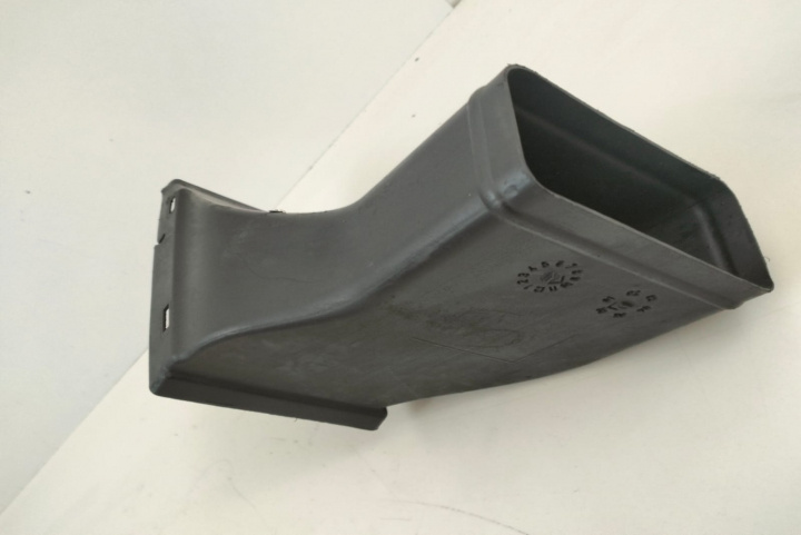 Canal filtru de aer 51117033703 BMW Seria 5 E60/E61 [2003 - 2007]
