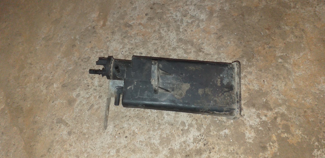 Canistra Carbon Renault Clio 2 Symbol Thalia din ani 1998 2008