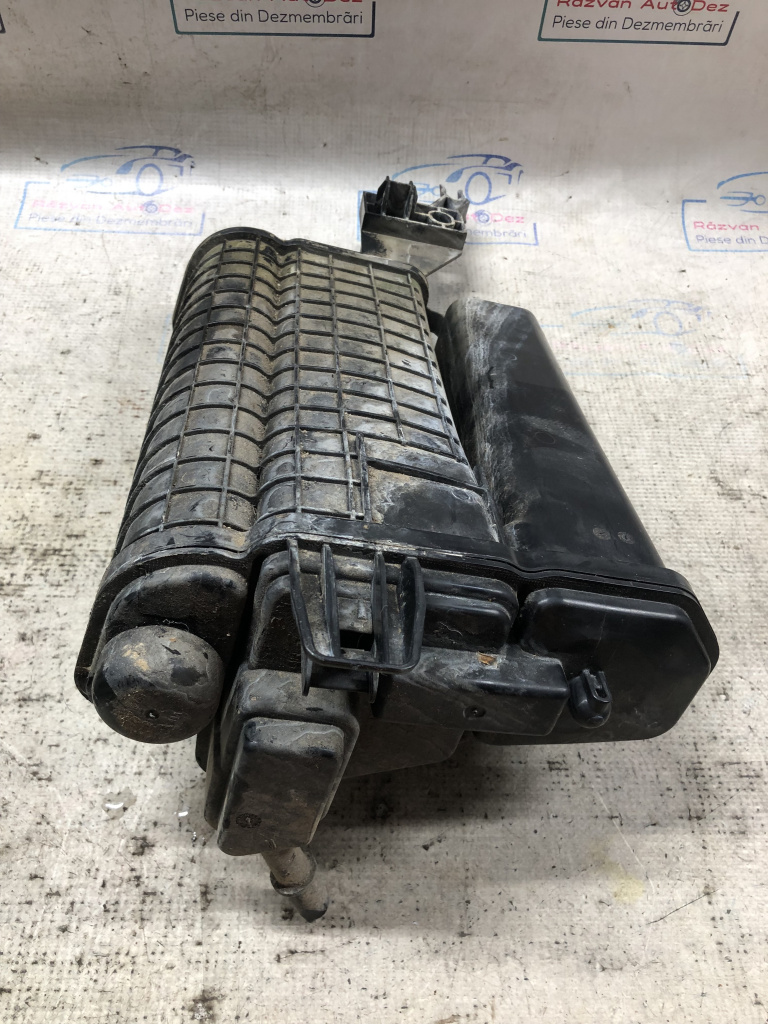 Canistra carbon Seat Leon 1.5 Benzina 2019, 5WA201801