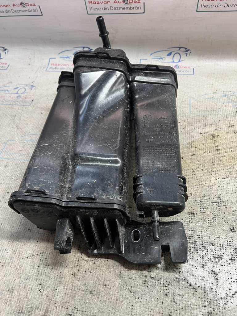 Canistra carbon Skoda Scala 1.5 Benzina 2020, 2Q0201801A