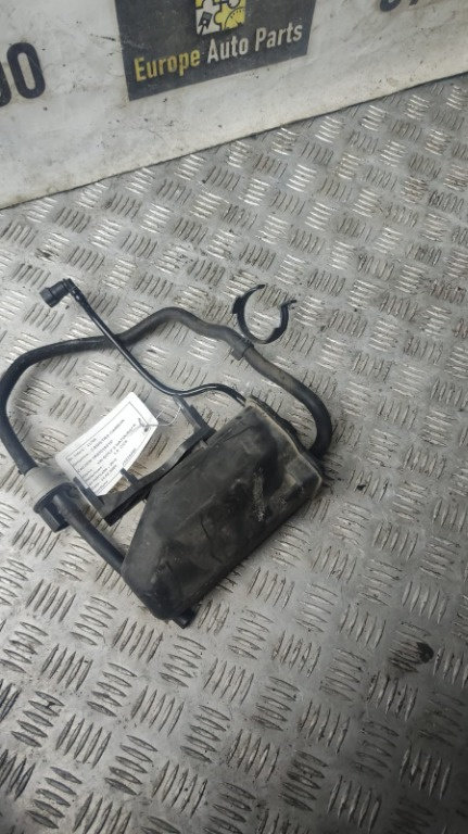 Canistra carbon Vw Golf 6 1.6 MPI cod motor CCS hatchback an 2010 cod 1K0201801D