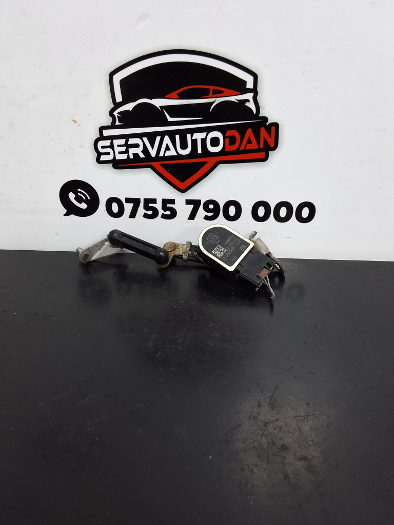 Cantar faruri xenon BMW Seria 5 (2010-2017) [F10] 2.0 Motorina 2016, 3714 6870000 01