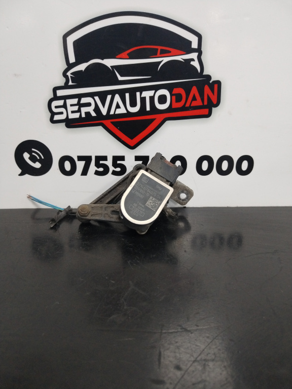 Cantar faruri xenon BMW Seria 5 (2010-2017) [F11] 2.0 Motorina 2012, 6784075 / 3714 6784075 04