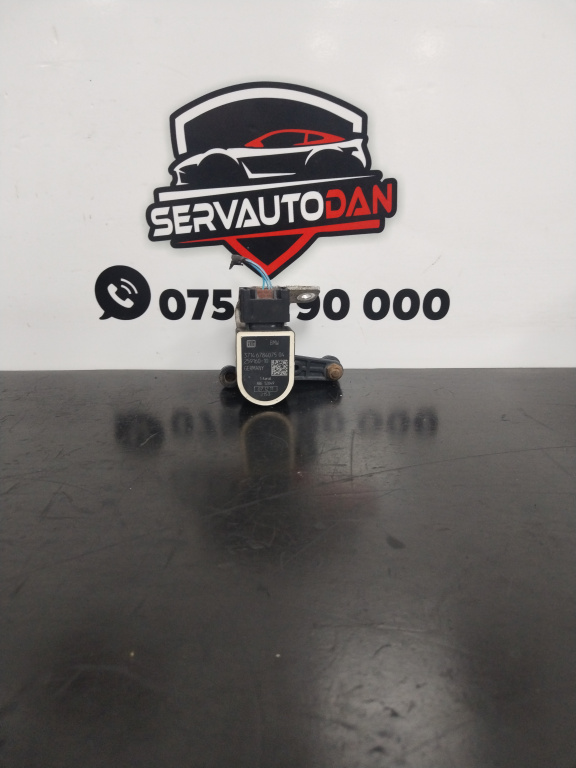 Cantar faruri xenon BMW Seria 5 (2010-2017) [F11] 2.0 Motorina 2011, 3714 6784075 04 / 6784075