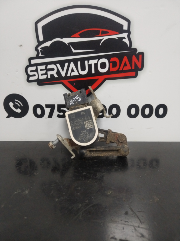 Cantar faruri xenon BMW Seria 7 (2008-2015) [F01, F02] 3.0 Motorina 2010, 3714 6784072 03 / 6784072