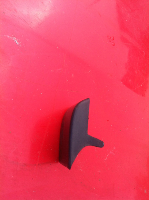 Cap bandou aripa spate partea de jos dreapta Audi A4 B5 [facelift] [2000 - 2001] Sedan 1.9 TDI MT (90 hp) (8D2 B5)
