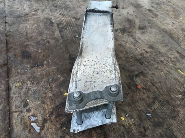 Cap lonjeron dreapta Mercedes C class W204 2008