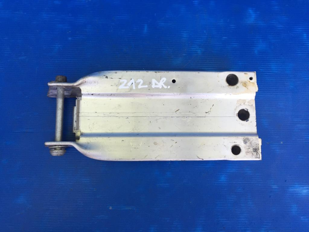 Cap lonjeron dreapta Mercedes E Class w212 2011