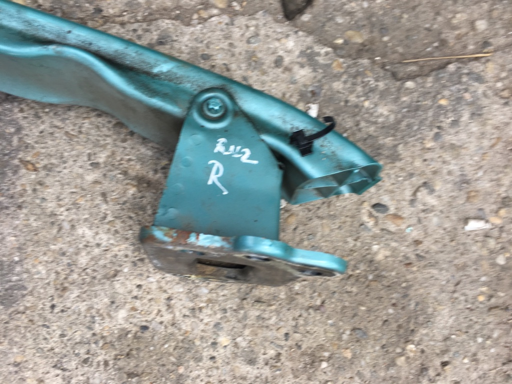 Cap lonjeron dreapta Opel Corsa C [2000 - 2003] Hatchback 5-usi 1.7 DTI MT (75 hp) (F08 F68)