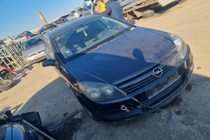 Cap lonjeron fata dreapta Opel Astra H [2004 - 2007] Hatchback 1.7 CDTI MT (80 hp)