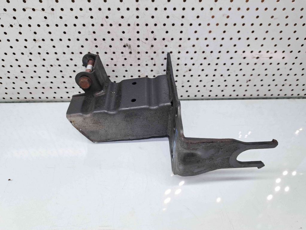 Cap lonjeron stanga Audi Q7 (4LB) [ Fabr 2006-2014] 4L0807133A