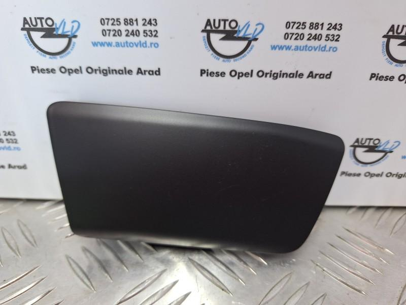 Capac acoperire carlig inel tractare bara fata Opel Zafira B Facelift 2008-2014 0732811