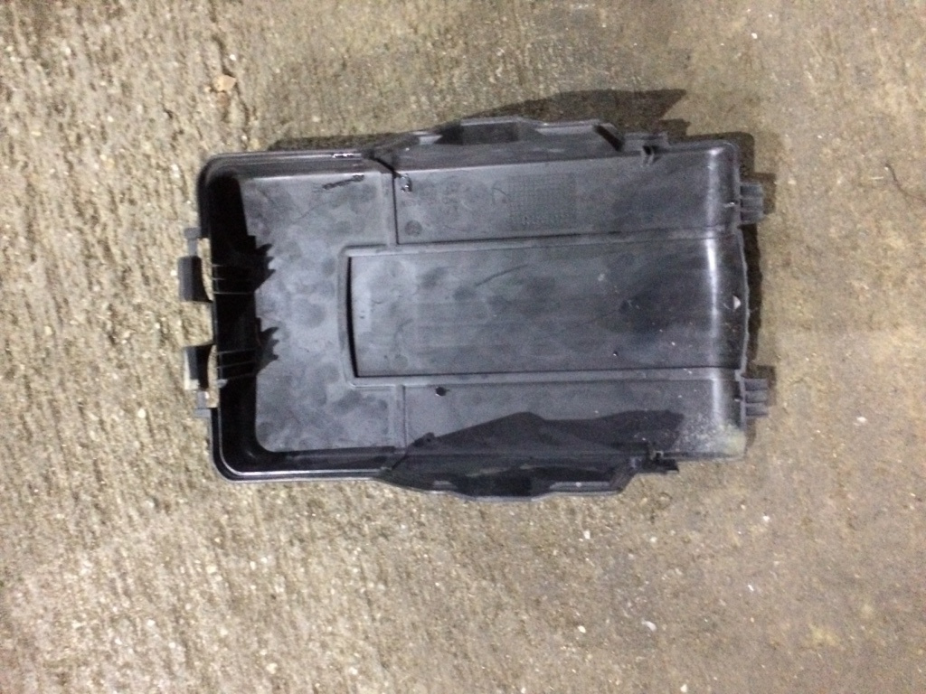 Capac acumulator Skoda Octavia 2 [2004 - 2008] Liftback 5-usi 2.0 TDI MT (140 hp) 1Z3