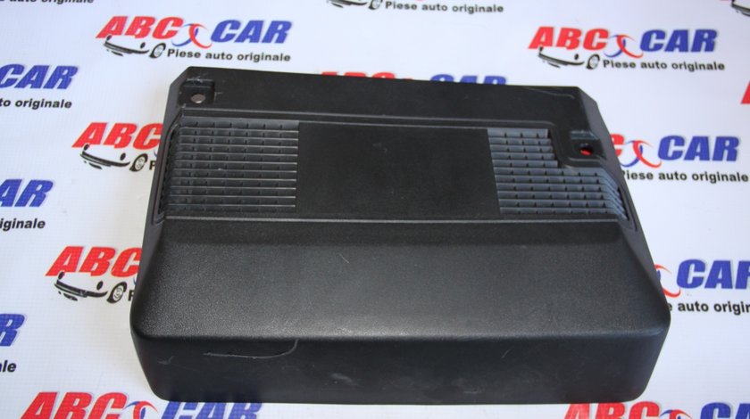 Capac amplificator sunet VW Passat B8 cod: 3Q0863051 model 2016