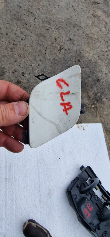 Capac Bara Fata Carlig Tractare Mercedes CLA C117