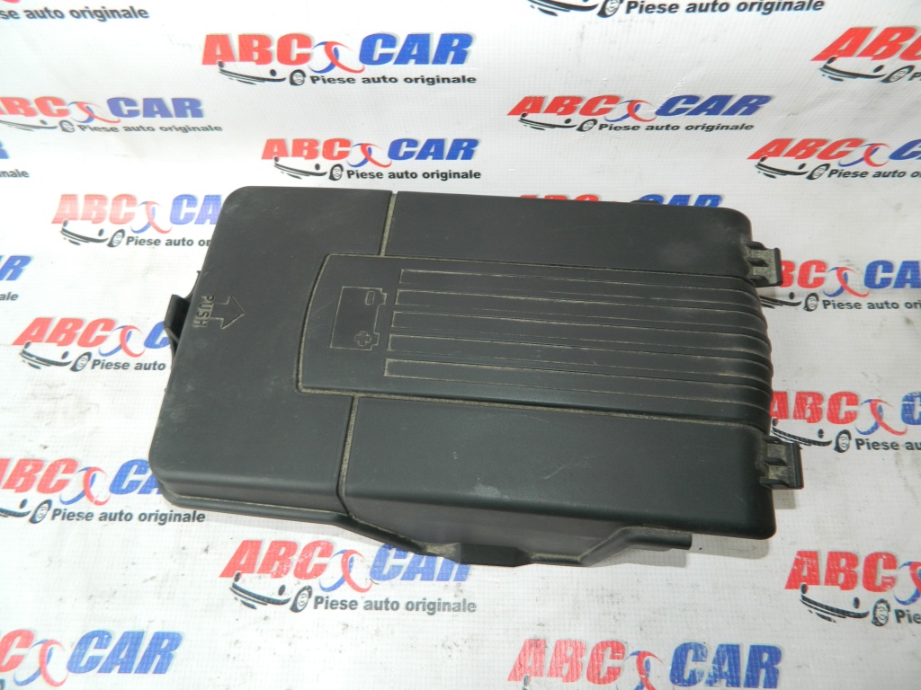 Capac baterie VW Passat CC cod: 3C0915443A