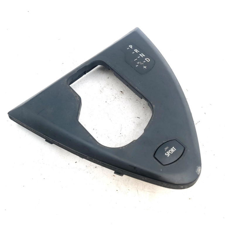 Capac Bmw 6 (E63) 2003-2010 630 I N52 B30 A Benzina 7111393, 8029954 Preh